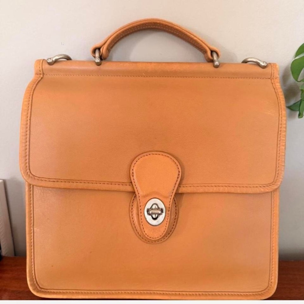 Vintage Coach Willis Bag # 9927 Camel Nickel Hardware - Picture 2 of 6